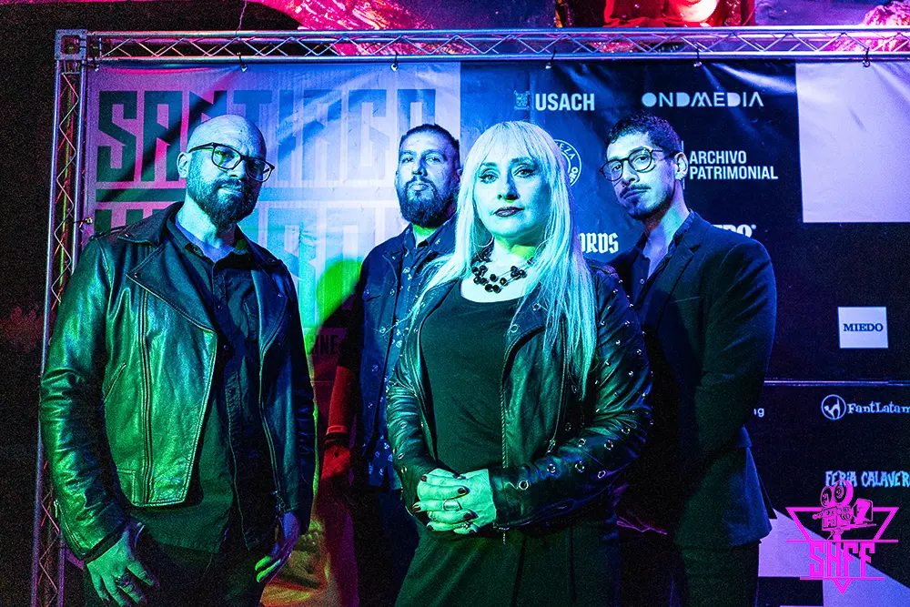 Drag Santiago Horror Film