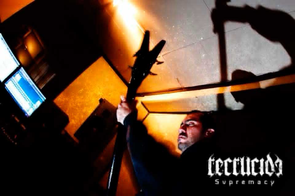 Recrucide