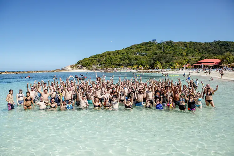 70.000 Tons of Metal