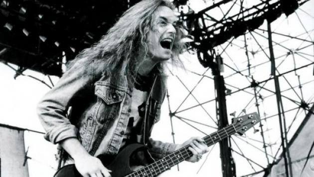 Cliff Burton 