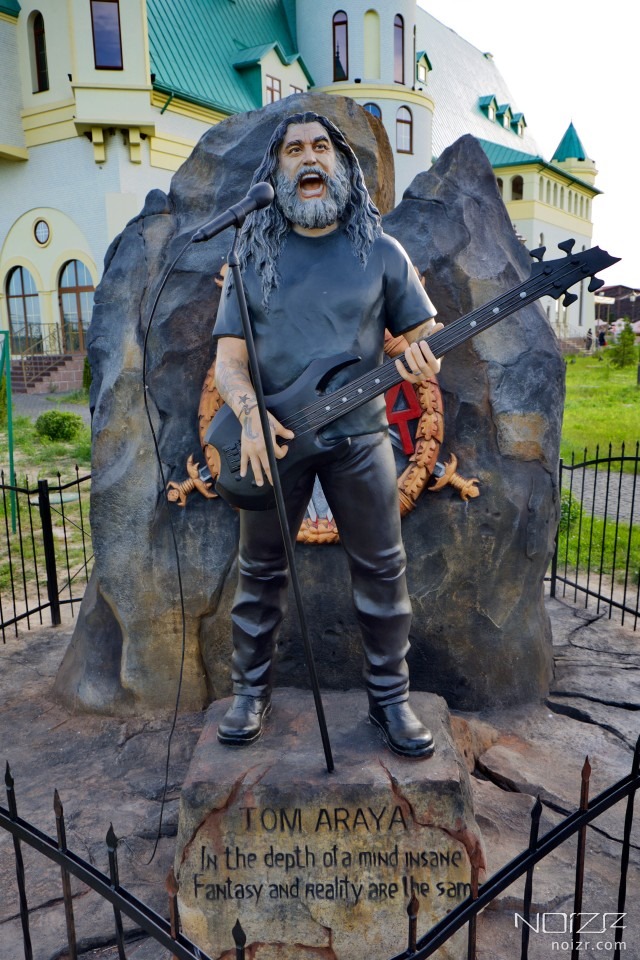 Estatua de Tom Araya